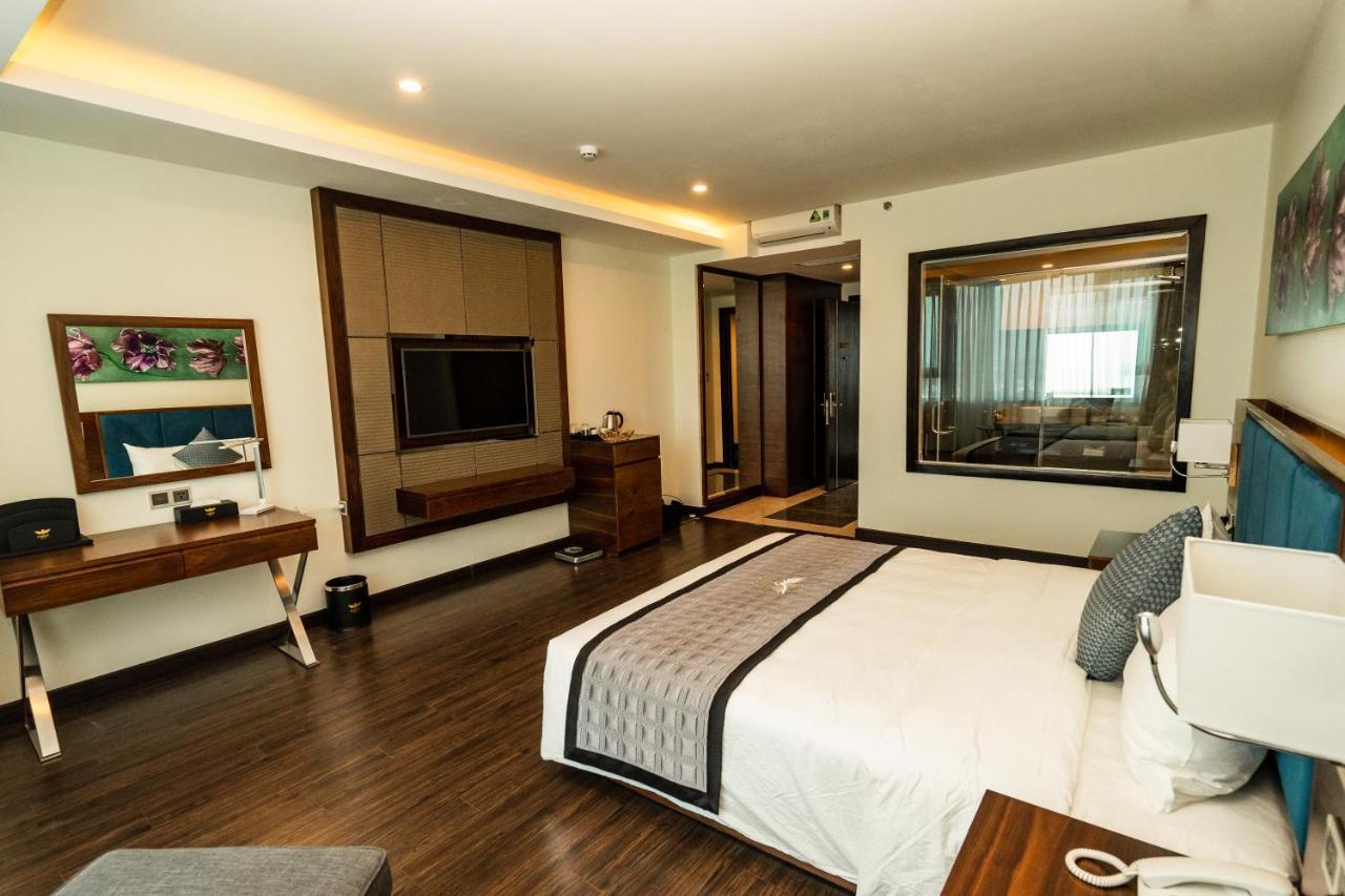 Eagle Hotel Dai Tiet Exterior photo